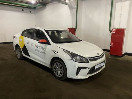 KIA Rio 1.6 AT, 2018, битый, 88 339 км