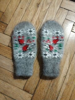 Варежки женские и детские