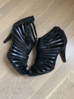 Босоножки Baldinini новые