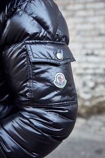 Пуховик Moncler