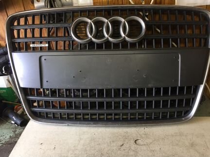 Решетка радиатора решотка Audi Q7 ауди ку7 05 +