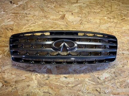 Решетка радиатора Infiniti FX I (S50) 2005г