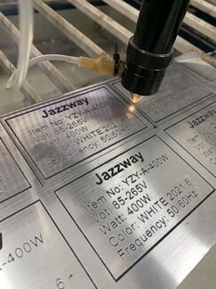 Шильды с гравировкой, накладки, бирки