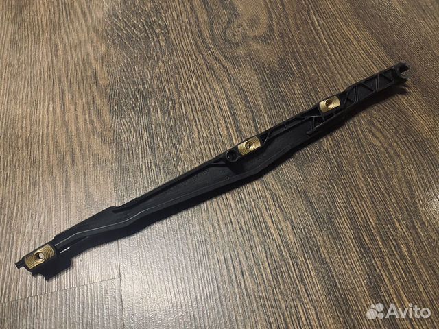 Направляющая люка VAG 8D5877152A