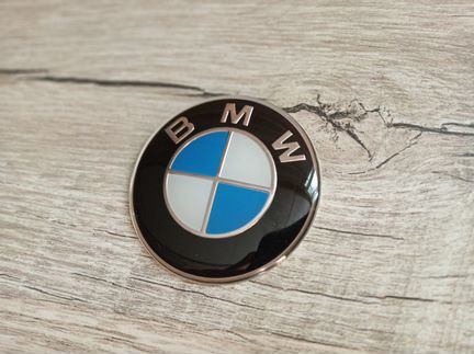 Эмблема на руль бмв