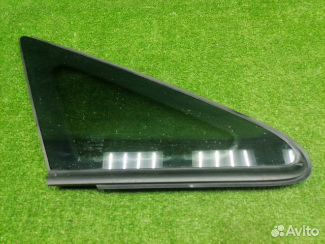 Стекло кузовное глухое переднее правое Opel Zafira