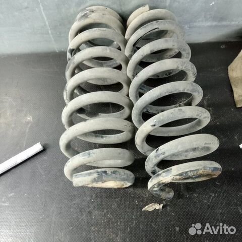 Пружина задняя Suzuki Grand Vitara кроссовер 2.0