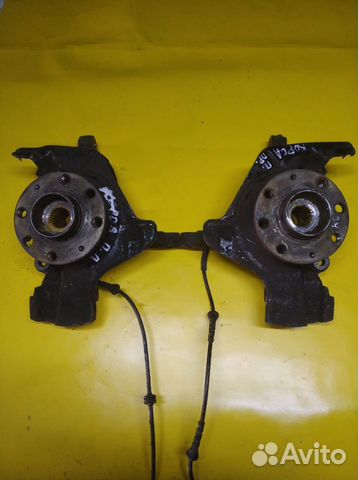 Кулак передний цапфа ступица Опель Корса D