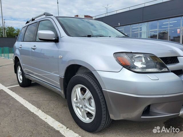 Mitsubishi Outlander 2.4 AT, 2004, 272 000 км