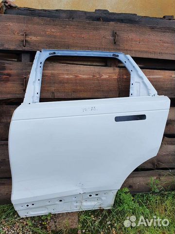 Дверь задняя левая Range Rover Velar Велар