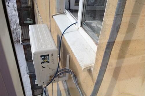 Где установить кондиционер в однокомнатной квартире с балконом