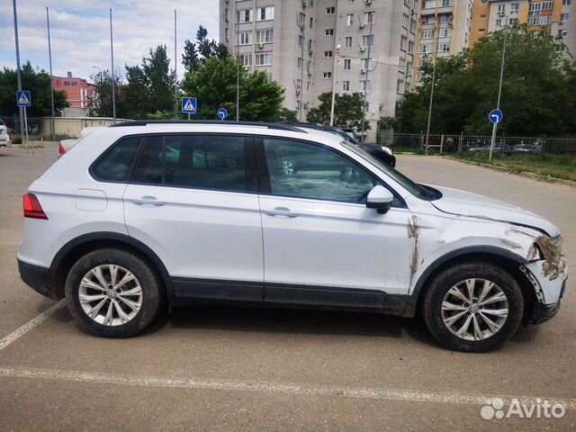 Volkswagen Tiguan 1.4 AMT, 2019, 35 112 км