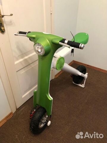 Электрический скутер E-Runner (салатовый)