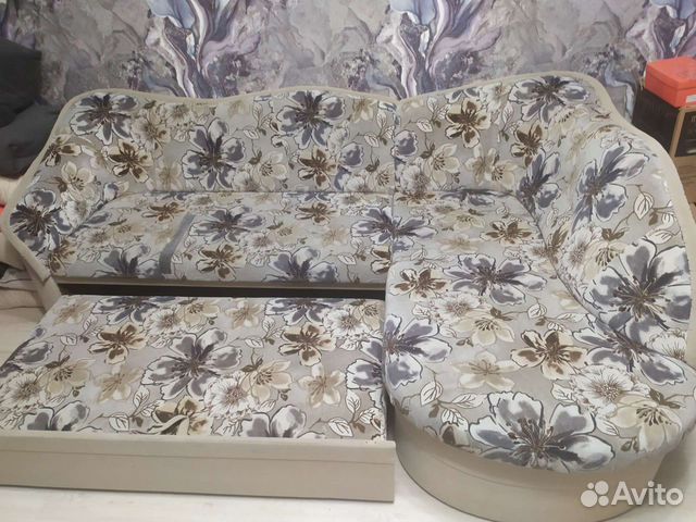 Угловой диван