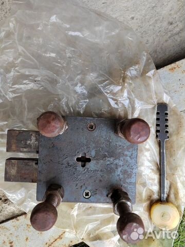 Замок ригельный б/у