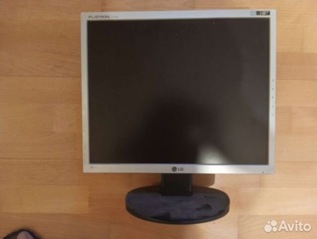 Монитор LG 17