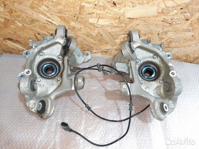 Кулак поворотный зад amg c63 glc 253