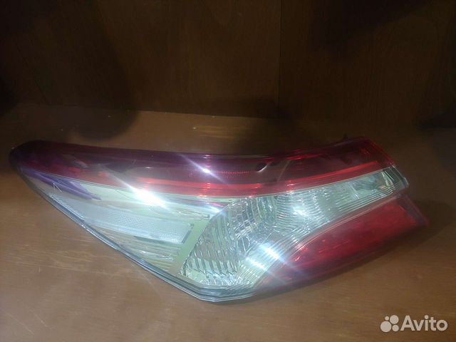 Фонарь toyota camry 2019