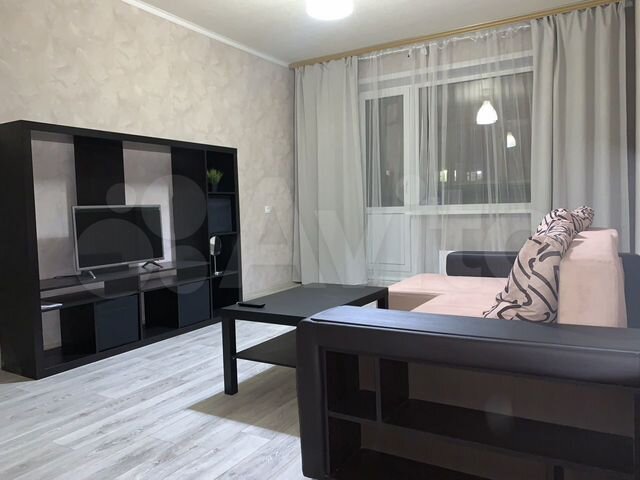2-к. квартира, 52 м², 7/10 эт.