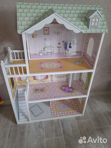 Большой кукольный дом