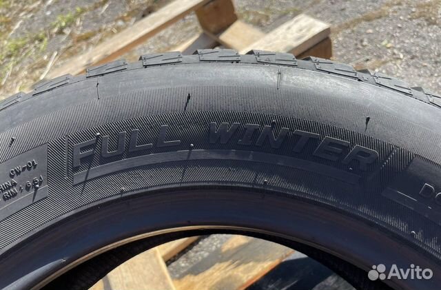 Milestone Full Winter 215/65 R16