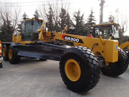 Грейдер xcmg gr2605a. Грейдер xcmg gr2605at. Грейдер gr 2205. Xcmg gr1803. Грейдер xcmg gr2605at.