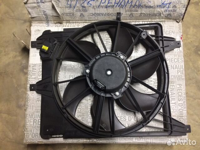 Вентилятор радиатора Logan Sandero