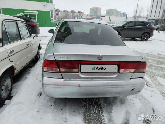 Nissan Sunny 1.5 AT, 2003, битый, 200 000 км