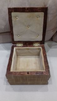 Резная шкатулка