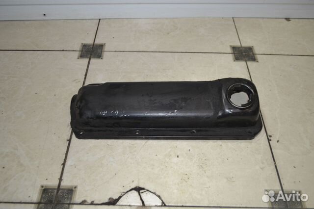 Клапанная крышка Skoda Octavia 1 (A4)