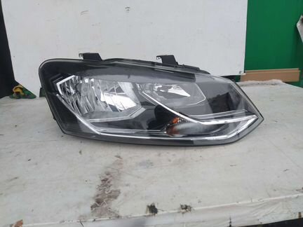Фара правая Фольксваген поло 5 2015-2020