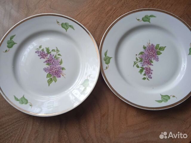 Тарелки из сервиза, 