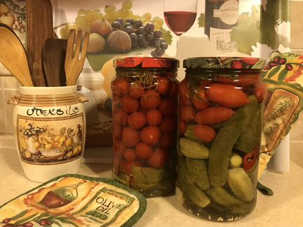 Домашние заготовки, соленья,джемы