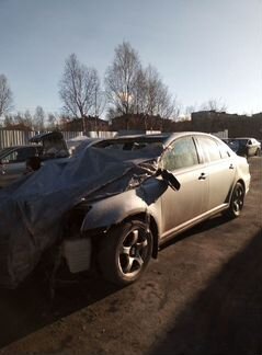 1 Запчасти на Toyota Avensis 2 t250 седан лифтбек