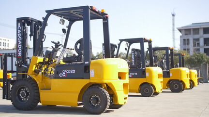 Вилочный погрузчик CARGADOR CPCD20, 2023