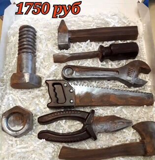 Подарок мужчине шоколадные инструменты