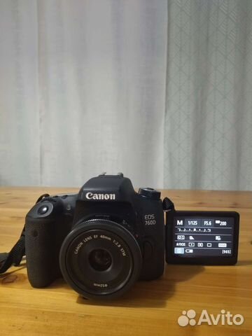 Зеркальный фотоаппарат canon 760d