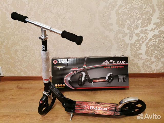 Самокат взрослый Razor A5 Lux