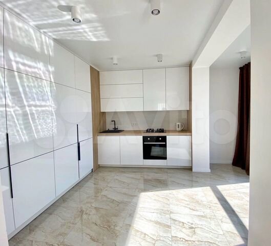 2-к. квартира, 64 м², 13/13 эт.