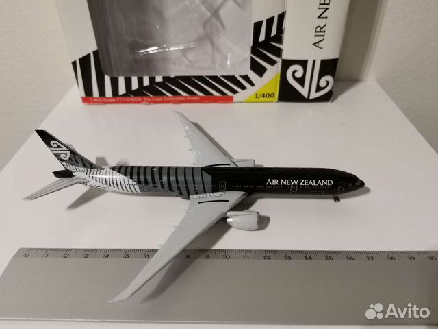 Boeing 777 -319ER witty wings 1/400