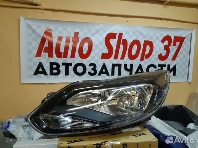 Фара левая Ford Focus 3 дорестайлинг