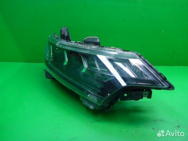 Фара правая Mitsubishi Outlander с 2012г