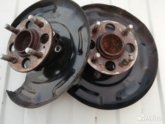 Hyundai Solaris Задние ступицы