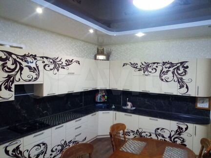 Дом 250 м² на участке 5,5 сот.