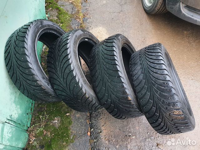 Goodyear UltraGrip Extreme 225/50 R17