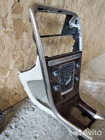 Панел управления на Volvo Xc 60