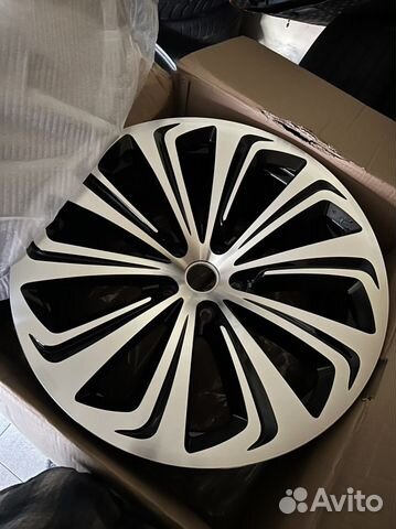 Диски Bentley Bentayga R22