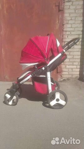Прогулочная коляска