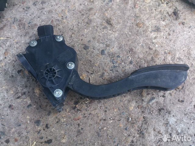 Lexus LX 570 lx570 педаль газа