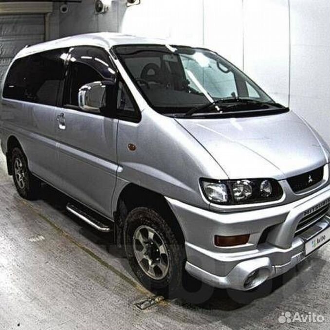 Mitsubishi Delica 2005. Машина Делика 2004.